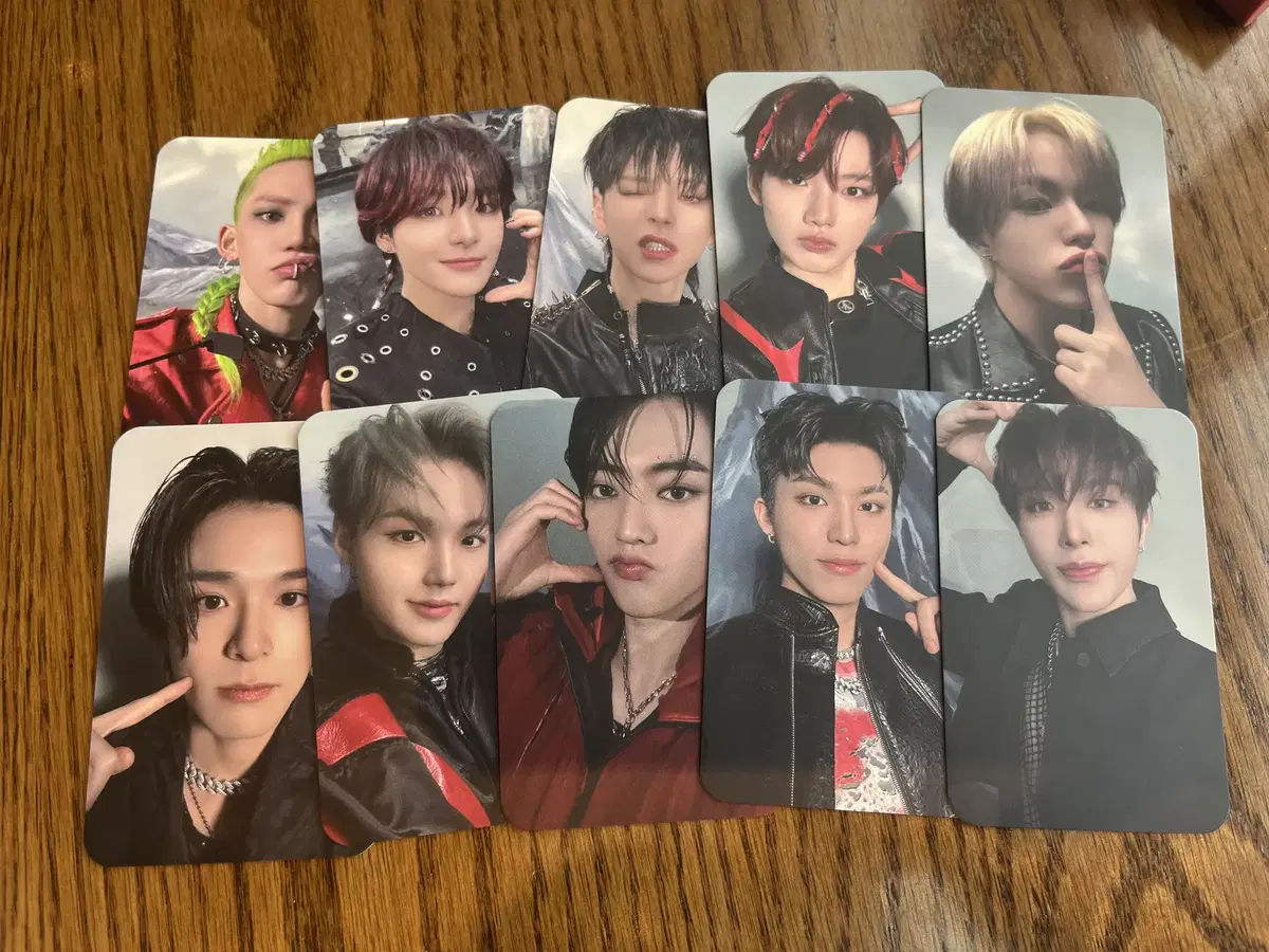 Treasure King Kong broadcast photocard Set wts 10EA jihoon yoshi junkyu doyoung Asahi