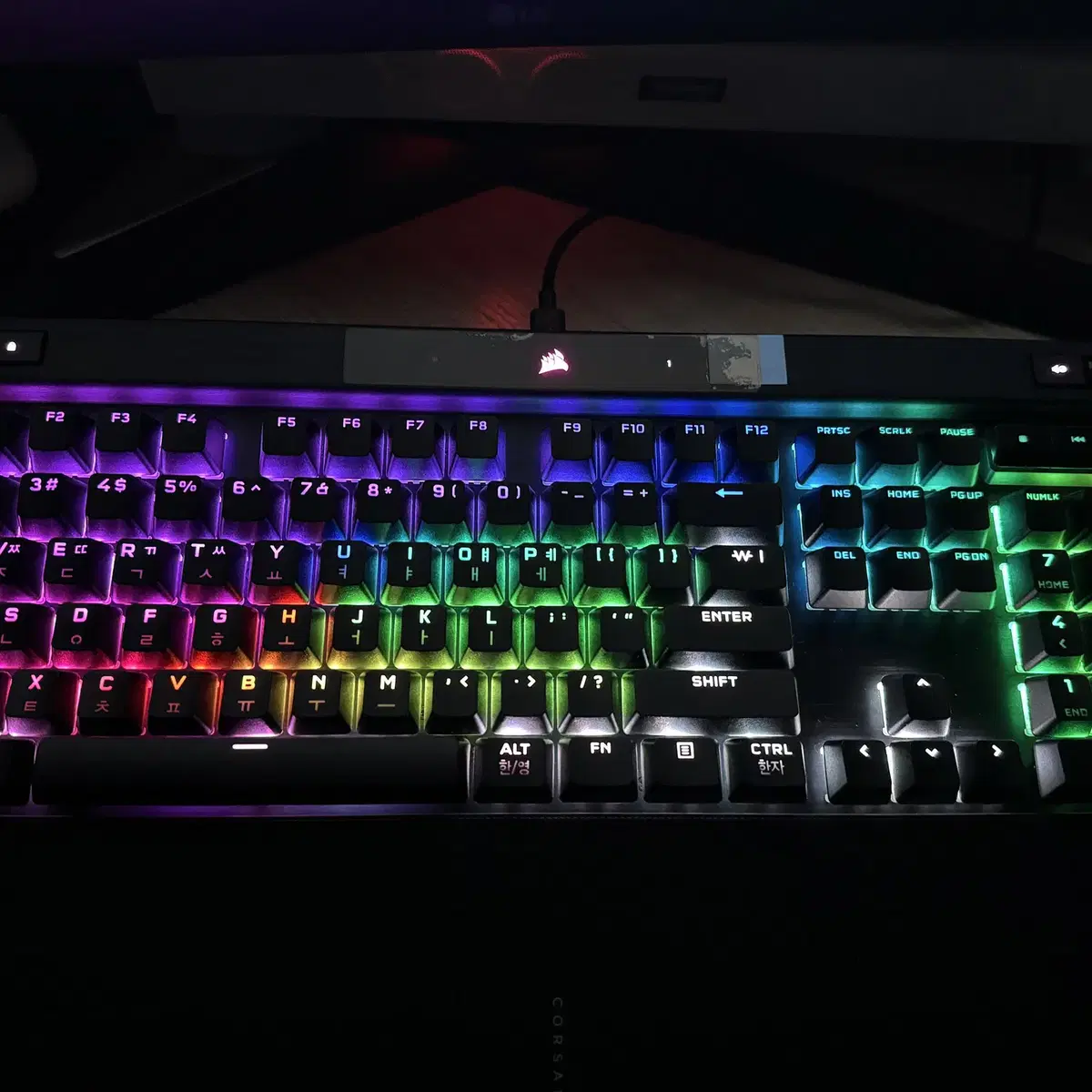 게이밍키보드 K70 RGB PRO 저소음 적축