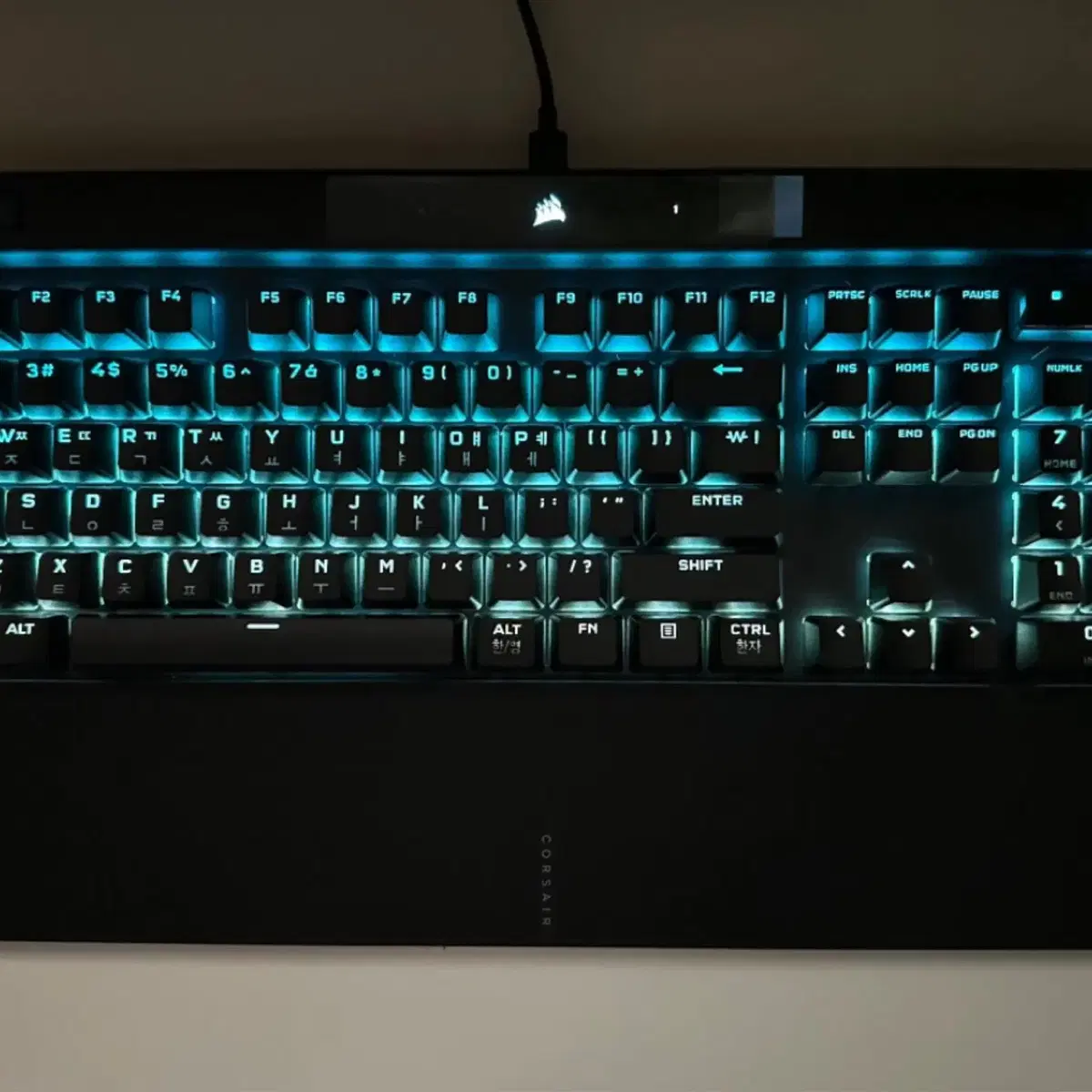 게이밍키보드 K70 RGB PRO 저소음 적축