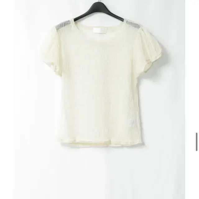 오무수히 wrinkle puff half top