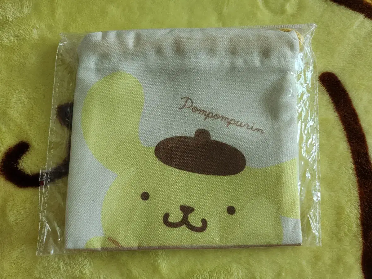 Pompompurin Mini Joey Pouches