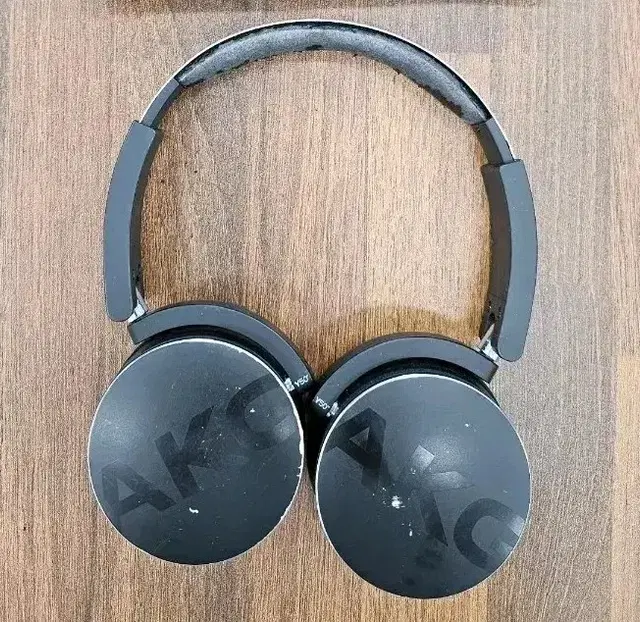 AKG Y50 헤드폰 팝니다