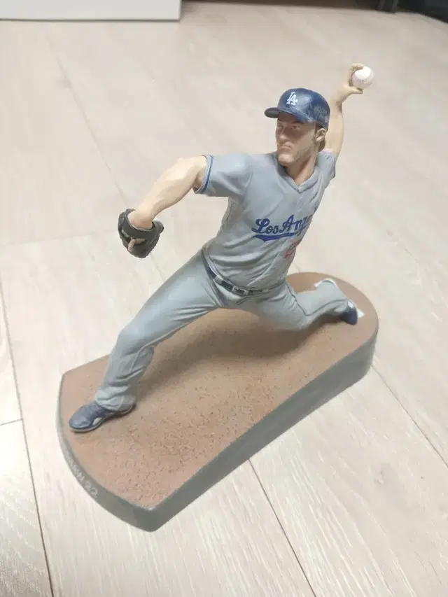 La 다져스 커쇼 MLB 피규어 팝니다