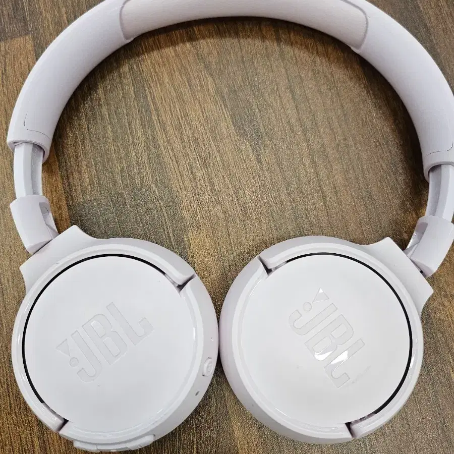 JBL 튠즈 500BT 블랙 팝니다