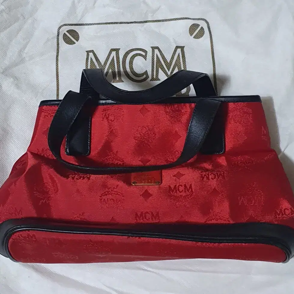 (정품) MCM 토드백