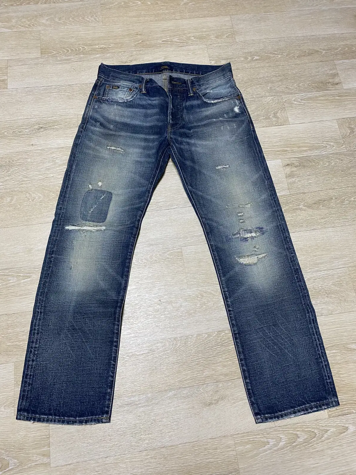 Ralph Lauren Classic Fit Washed Jeans