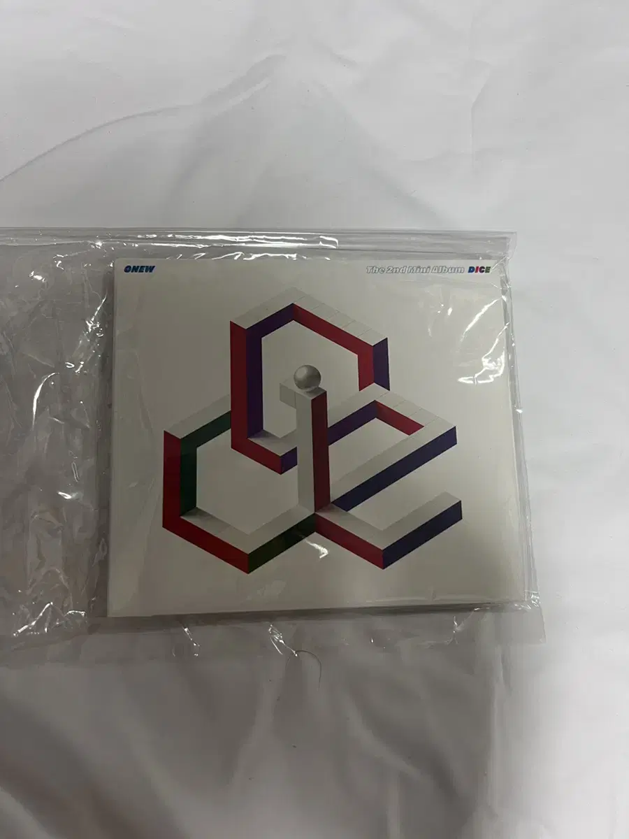 Shinee onew album Dice unsealed