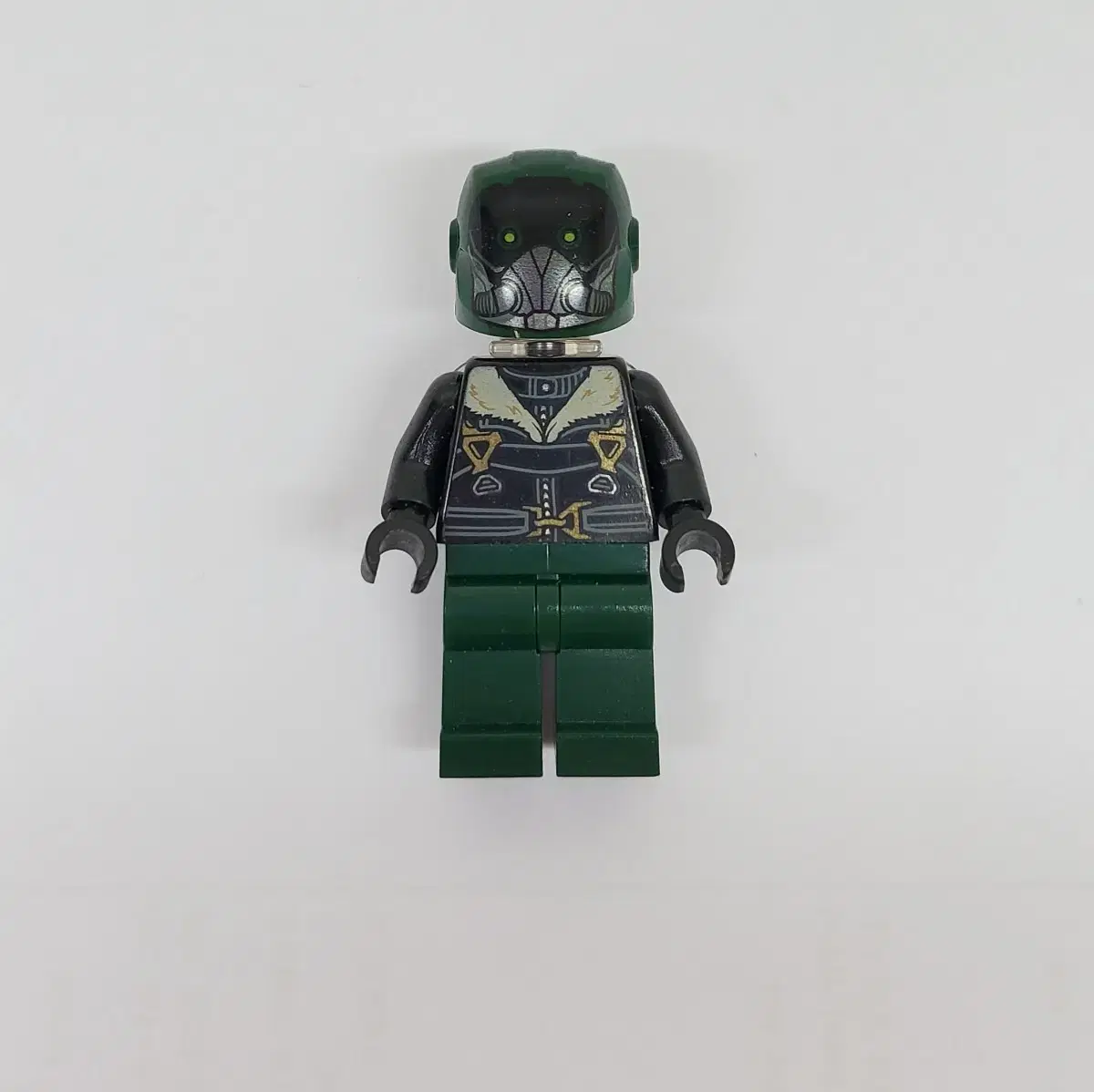 LEGO Vulture minifigures