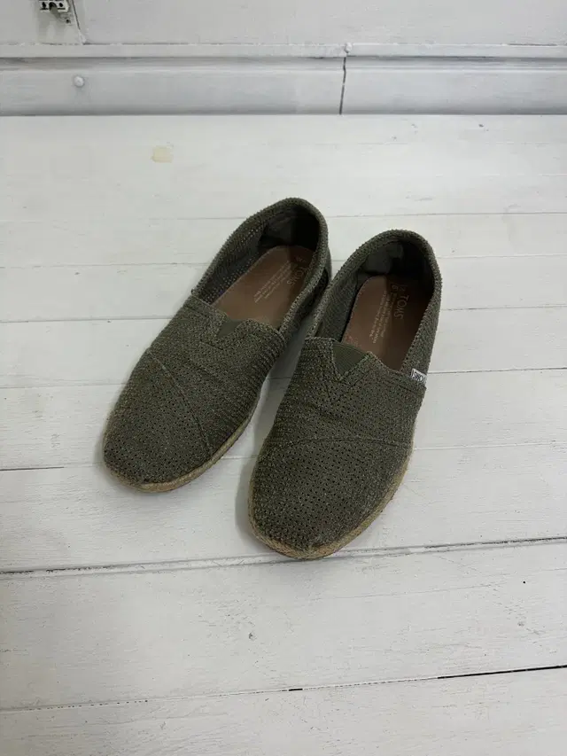 탐스 toms 슬립온