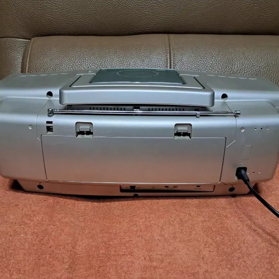 LG CD-810 BOOMBOX