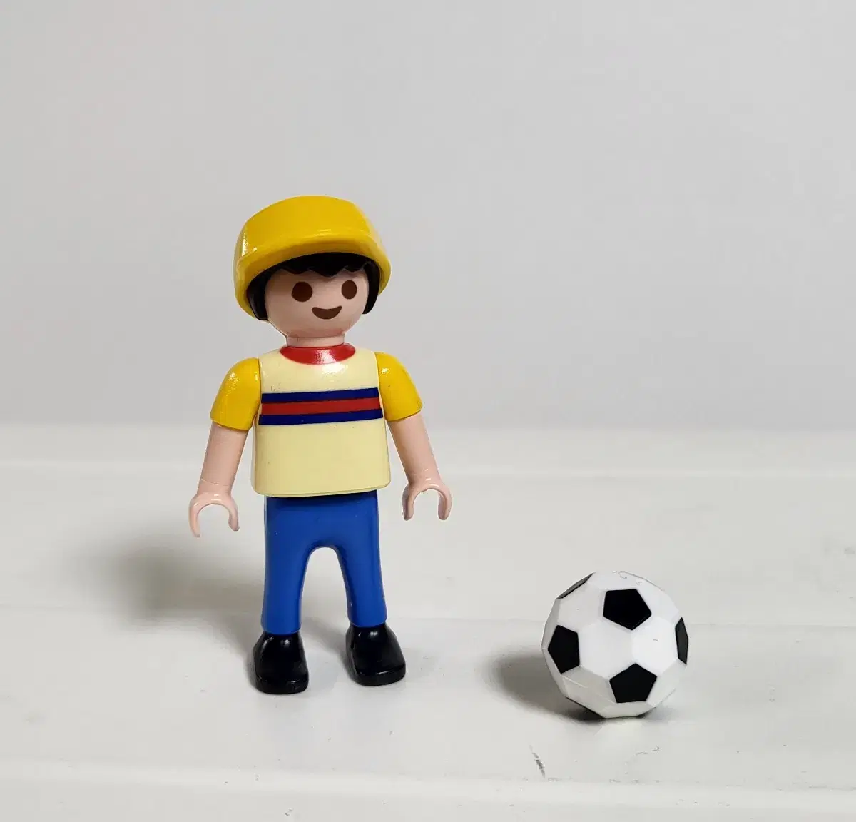 Playmobil Soccer Kid