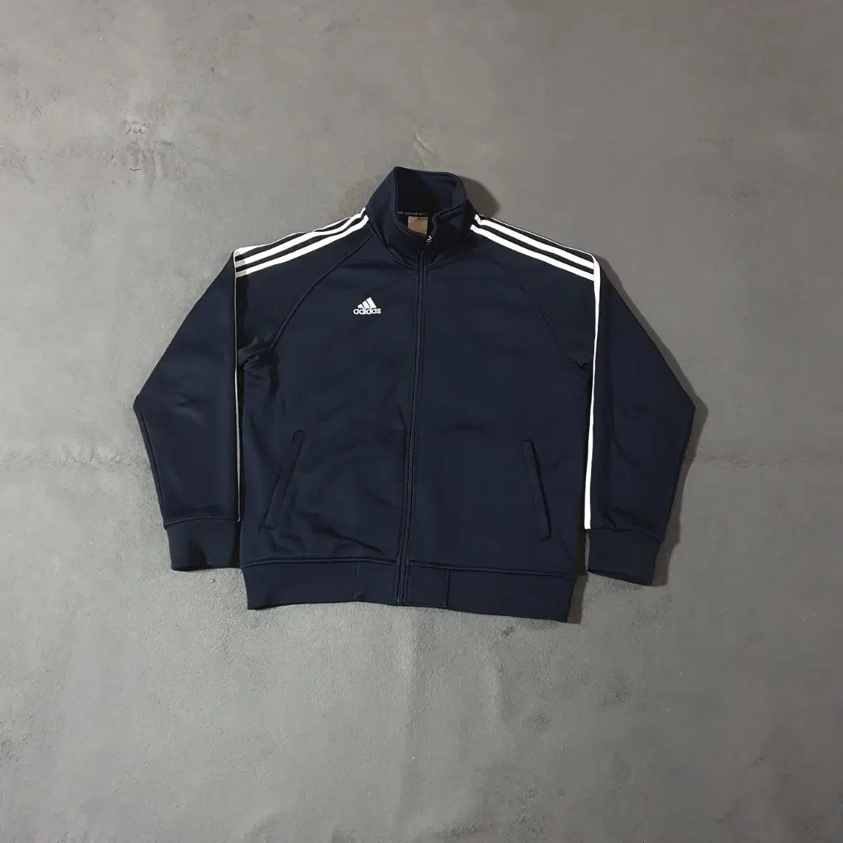 아디다스 기모 트랙탑 져지 XL 105 navy        0