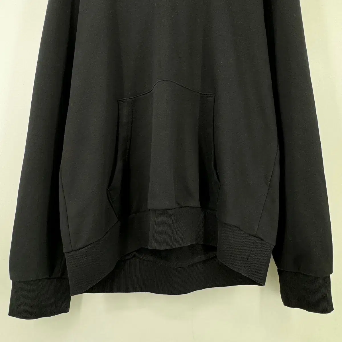 행텐 후드티셔츠 (M size / BLACK)