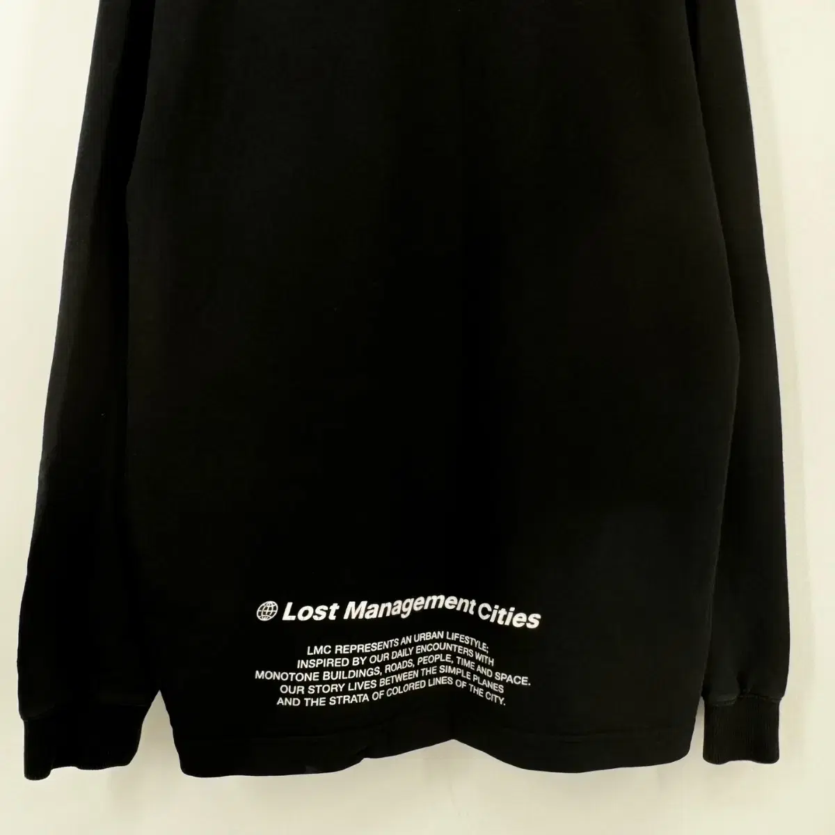 LMC 프린팅 맨투맨 티셔츠 (M size / BLACK)