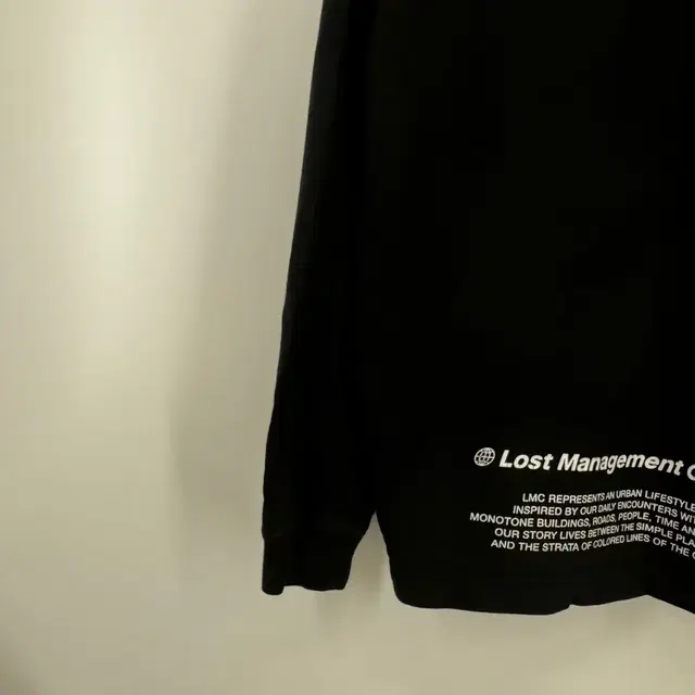 LMC 프린팅 맨투맨 티셔츠 (M size / BLACK)