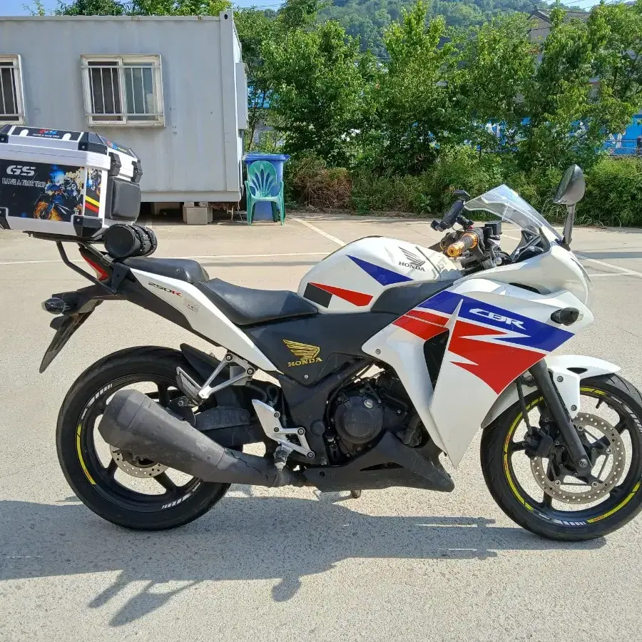 cbr250