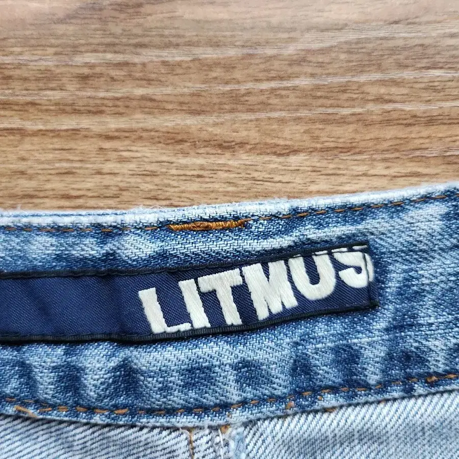 여성 반바지(LITMUS)