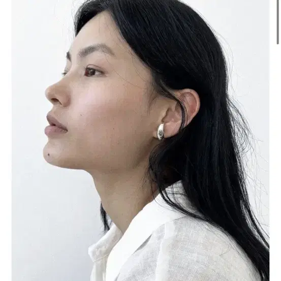 하우스오브쉬폰 귀걸이 earlobe earring /