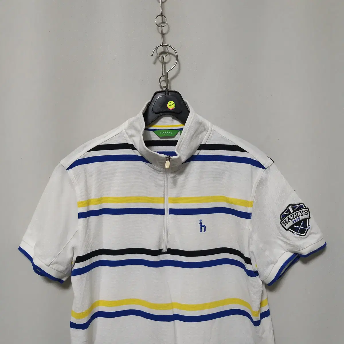 C-37 Hedges Golf Short Sleeve T-Shirt 95