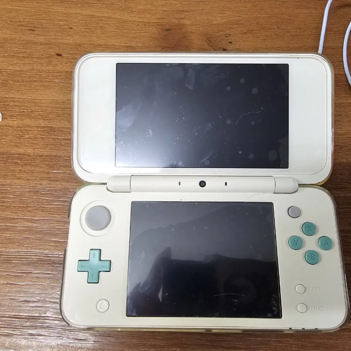 닌텐도 동물의숲 2ds xl 한정판 에디션 튀동숲