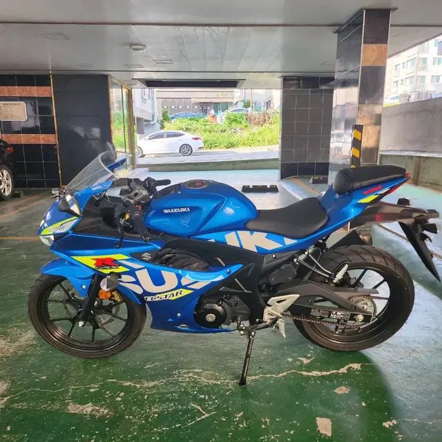 23년식 gsx r 125 팝니다