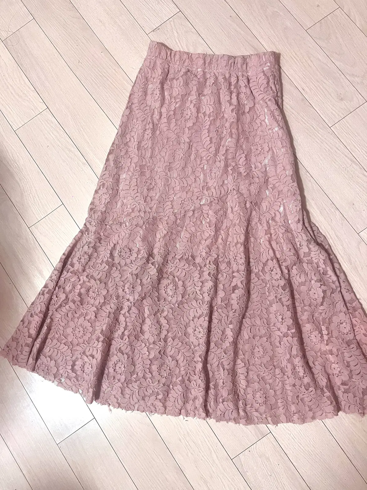 Light pink cherry blossom lace skirt (sagger)