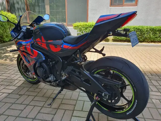 스즈키 GSXR1000