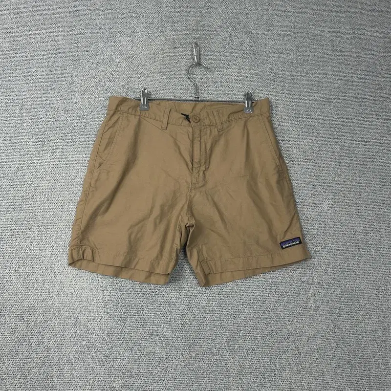 Patagonia Beige Shorts 30