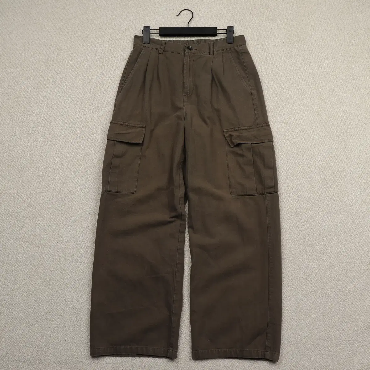 GoodlifeWorks Two-Tuck Wide Cotton Cargo Pants (S)