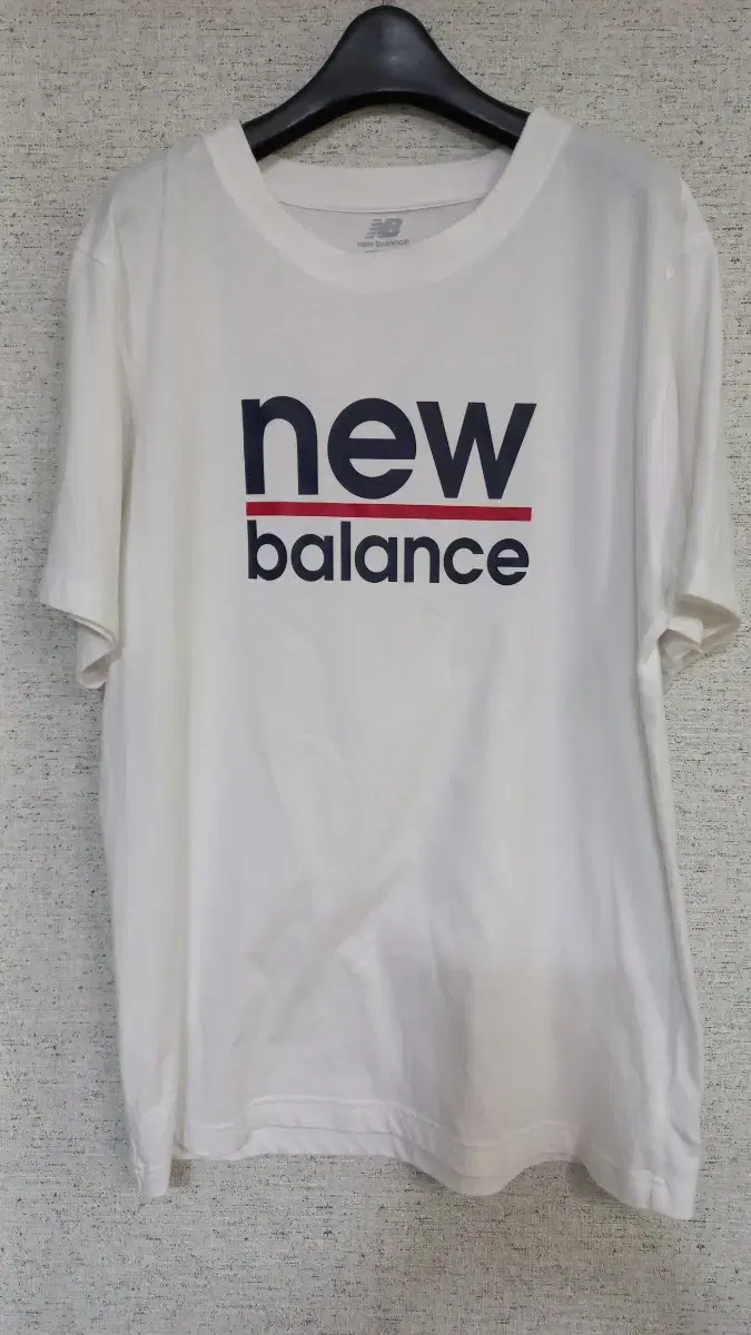 New Balance Men's Short-Sleeved Tee (L)