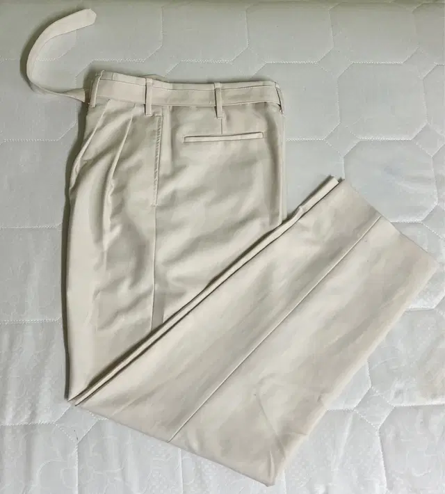 BELTED 2PLEATS WIDE TROUSER (CREAM) 주앙옴므