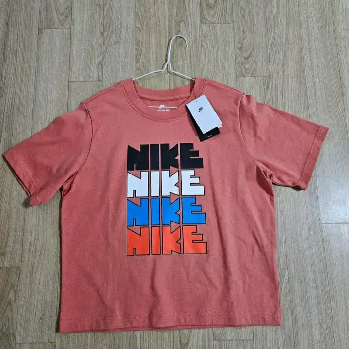 NIKE 나이키 여성 더블빅로고 반팔 정품 사이즈M