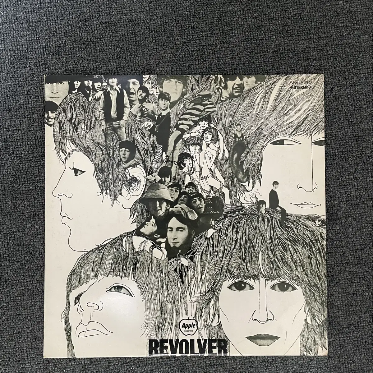 비틀즈 Revolver 레코드(LP) 팝니다.