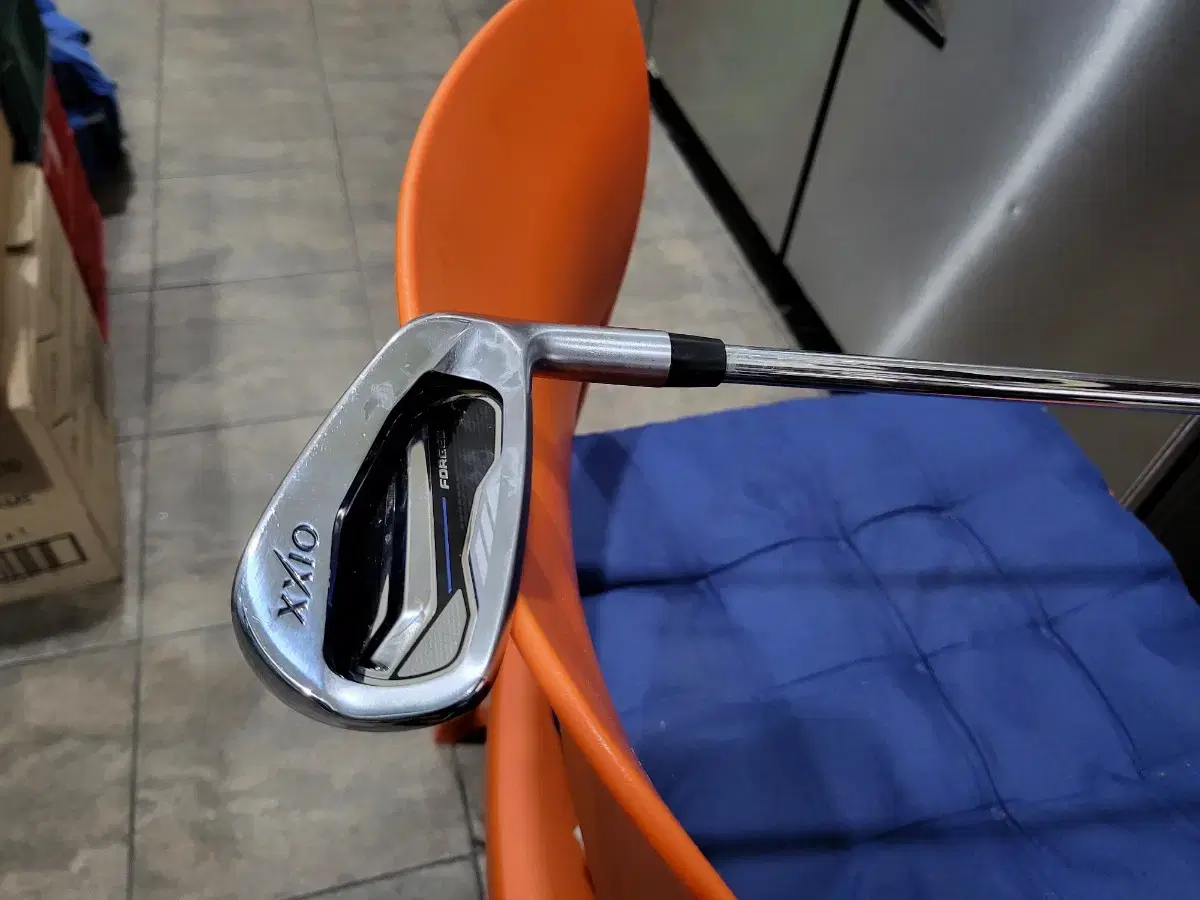 Zexio 17-position 7-iron single (NSPRO850GH)