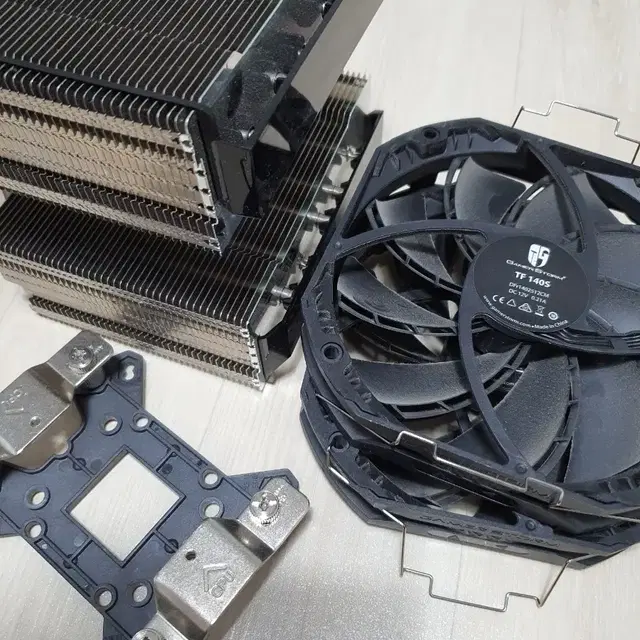 DEEPCOOL ASSASSIN 3 amd 파츠만 있음 박스없음