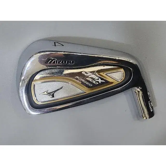 Mizuno JPX800 FORGED 4-iron head