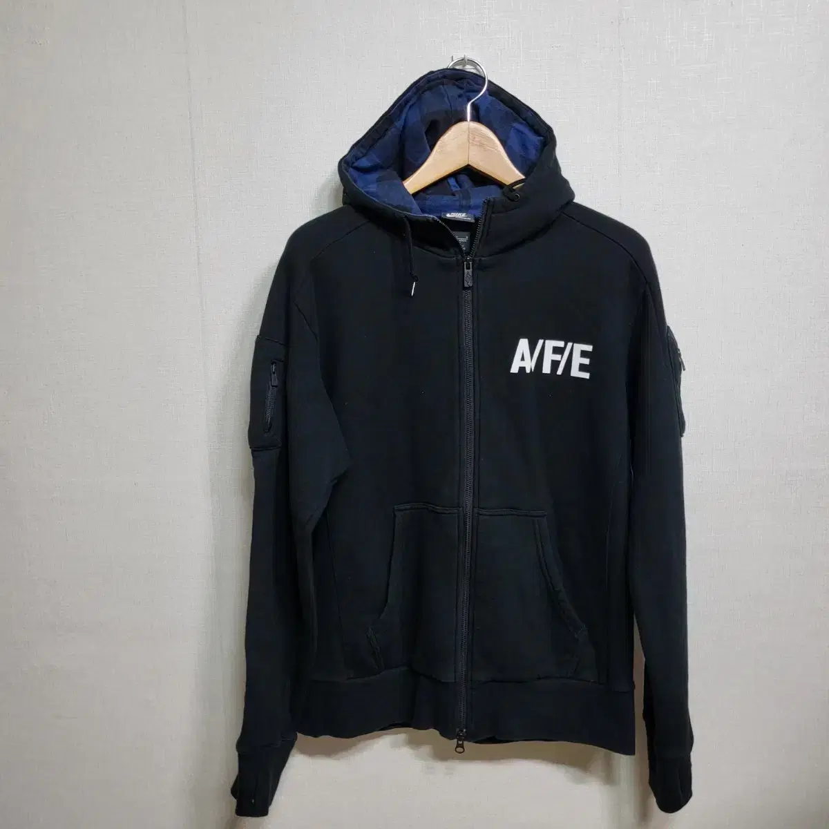 A823 [L] Nike Sportswear AFE Hoodie Zip-Up