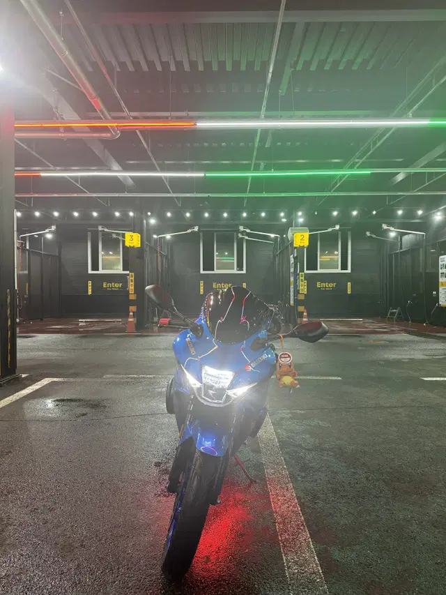 스즈키gsxr125 업자한테 100에 탕당함