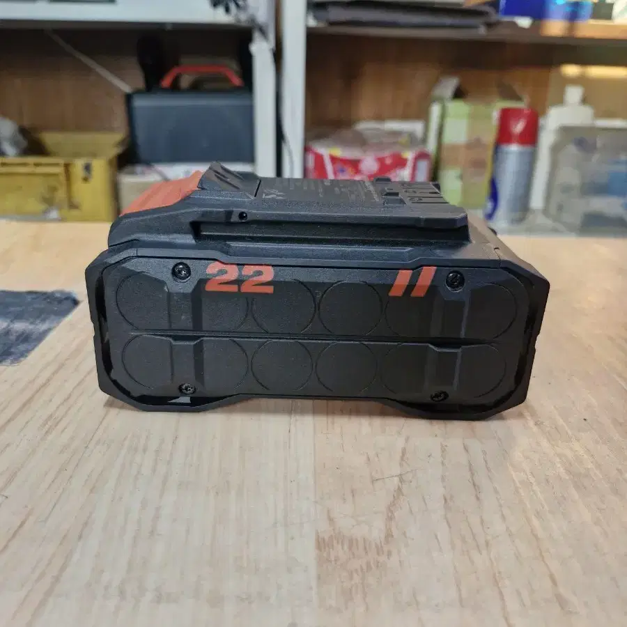 [HILTI]힐티배터리 B22 170 8.0AH 4세대배터리뉴런.미사용