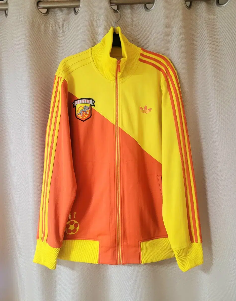 Adidas Bhutan Jersey Tracktop 105 STC Fishbowl Retro