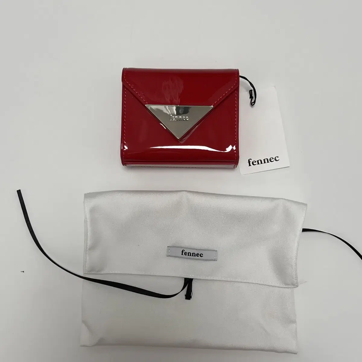 페넥 TRIANGLE MICRO BAG 레드