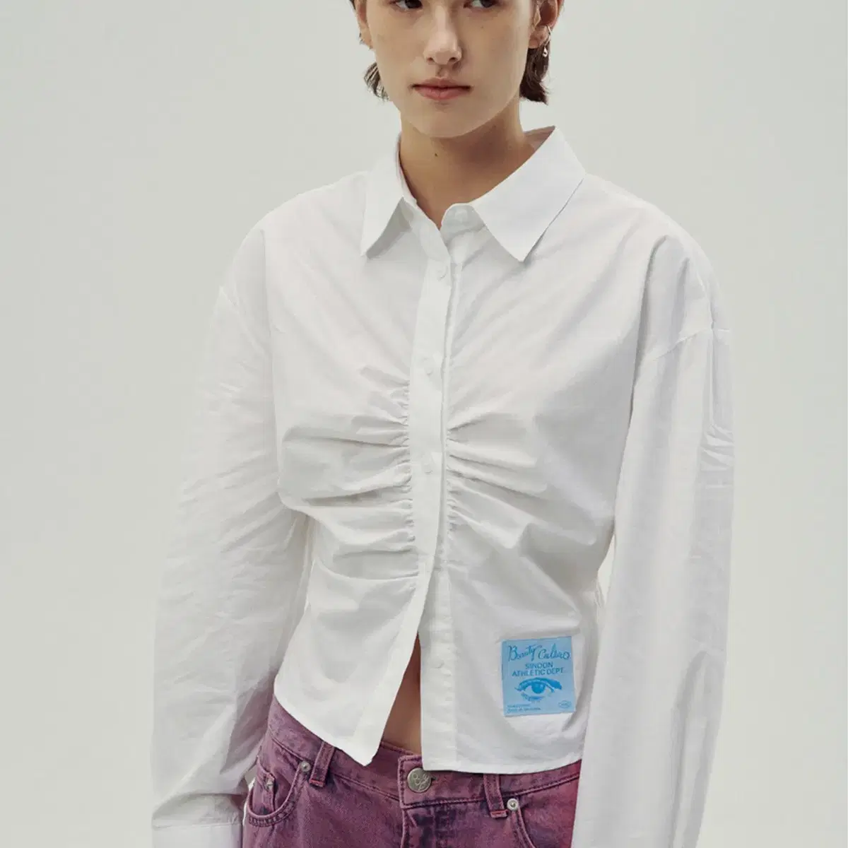 시눈 Cotton Croped Shirring Shirt (White)