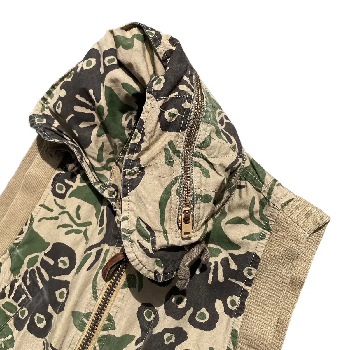 old kapital deer camo sleeveless coat