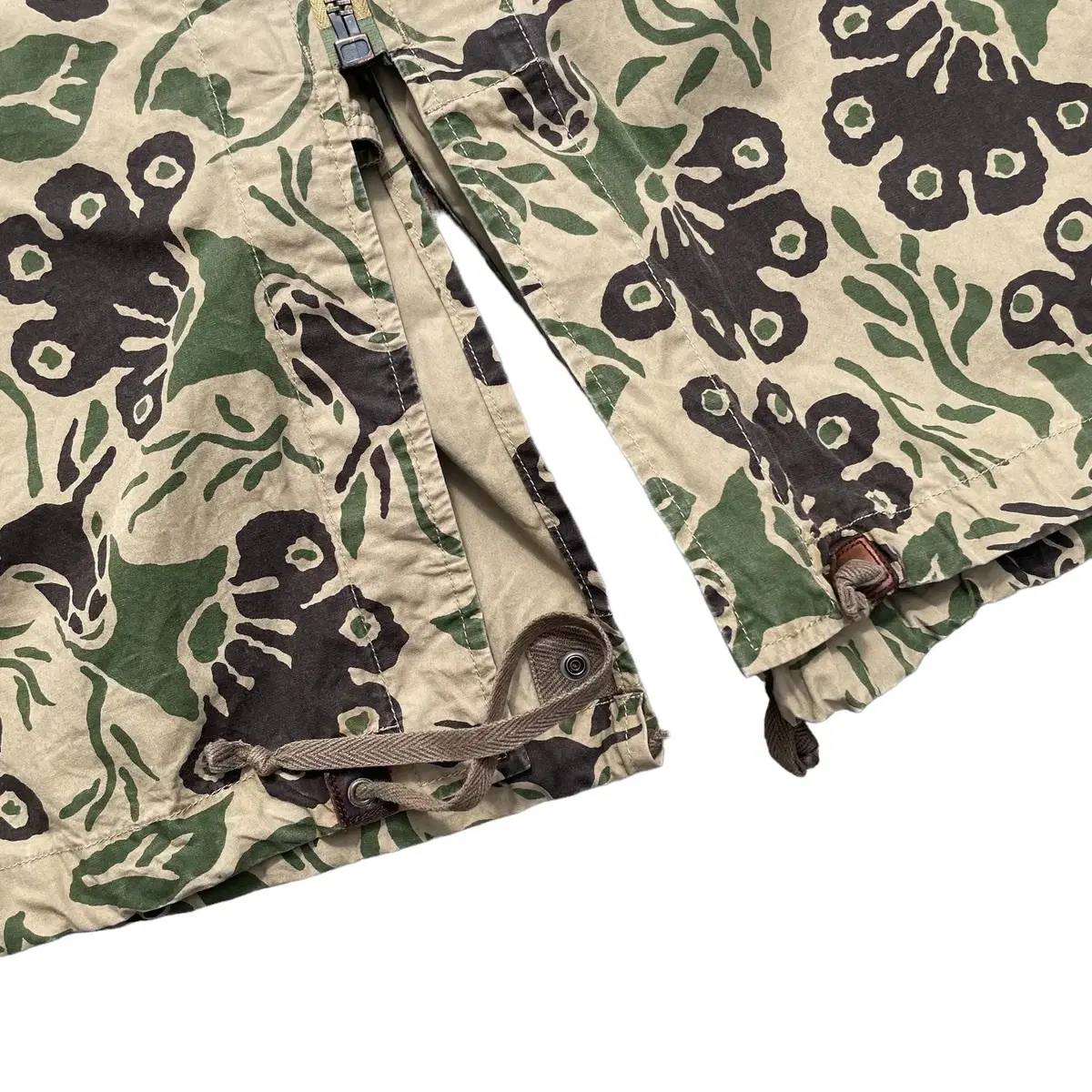 old kapital deer camo sleeveless coat