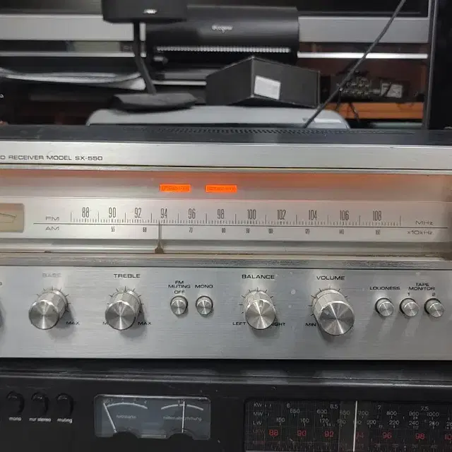 PIONEER SX-550 리시버앰프