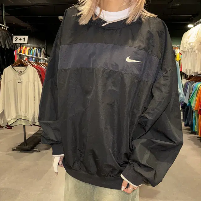 (160) NIKE 나이키 올드스쿨 블랙 스우시 포켓 웜업 (XL)