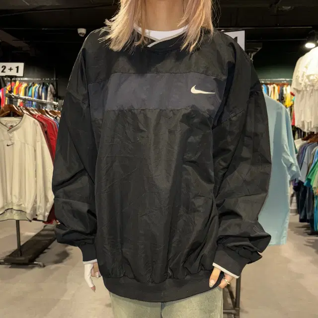 (160) NIKE 나이키 올드스쿨 블랙 스우시 포켓 웜업 (XL)