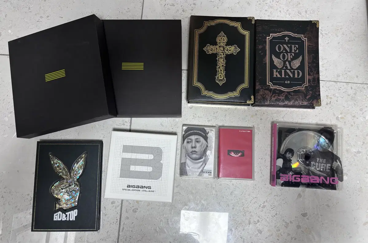 Big Bang albums, DVDs, playbuttons, etc.