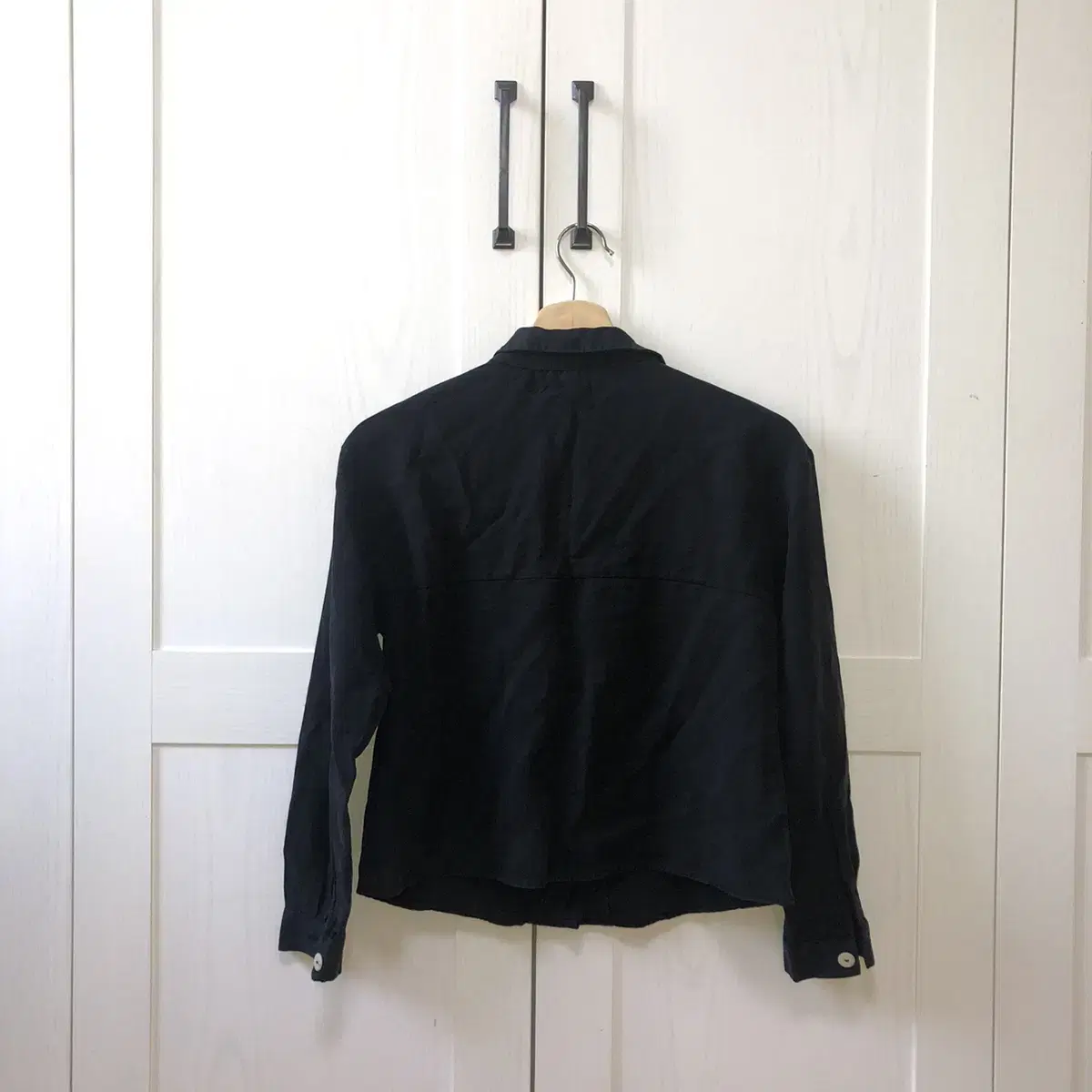 Vintage trf collection black crop shir