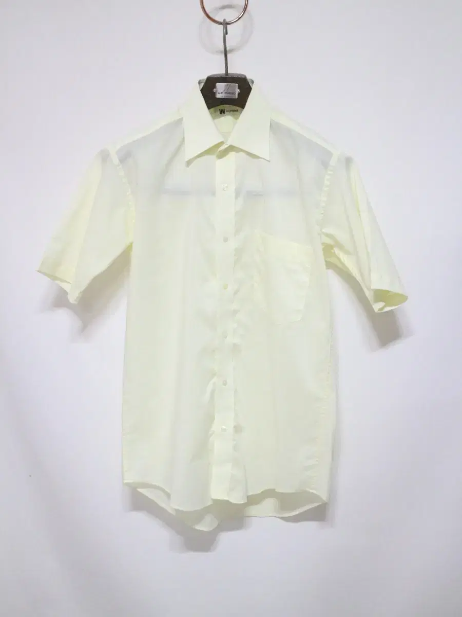 Selling a luxury Issey Miyake men's shirt (genuine).